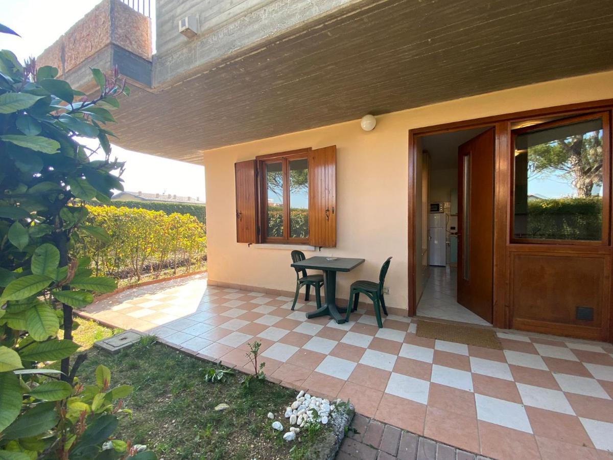 Apartment With Garden And Grill - Green Residence Sirmione 代森扎诺-德尔加达 外观 照片