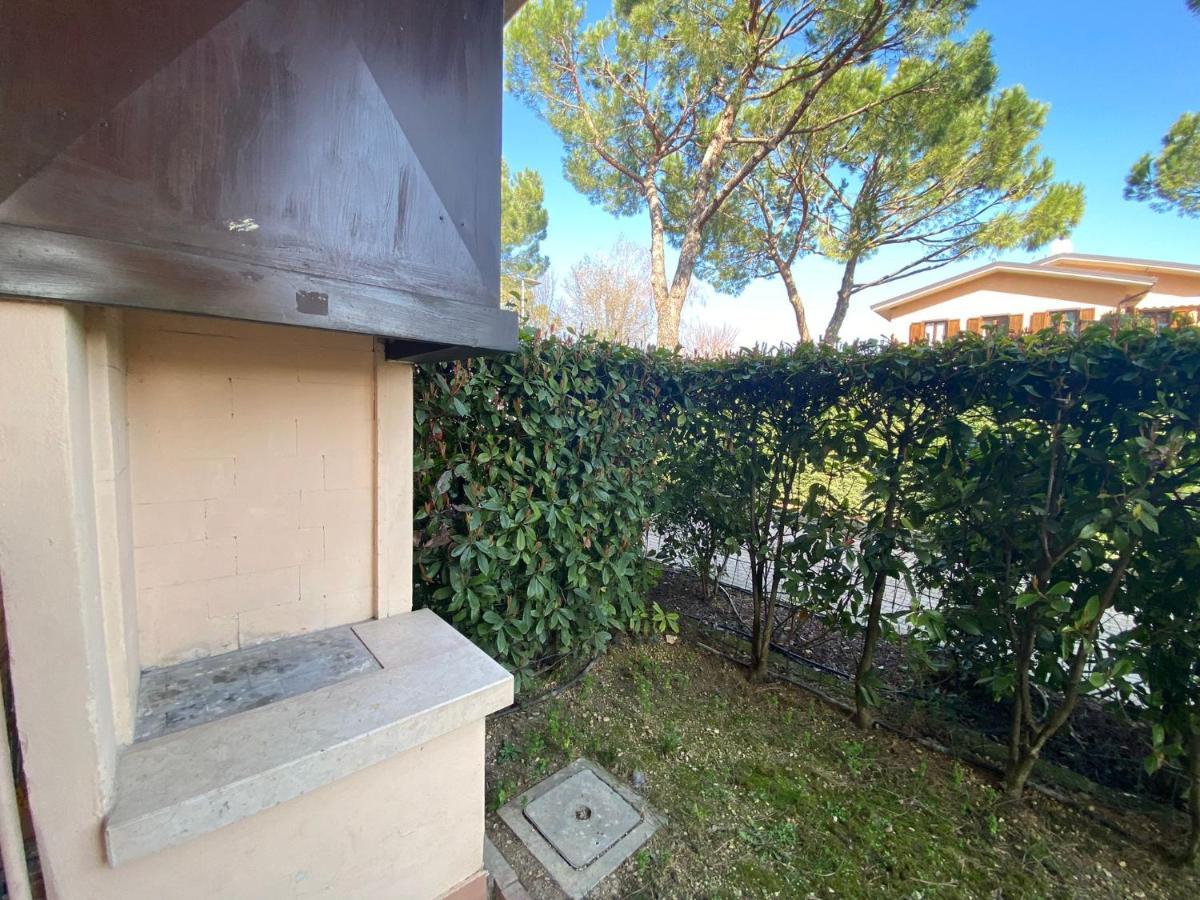 Apartment With Garden And Grill - Green Residence Sirmione 代森扎诺-德尔加达 外观 照片